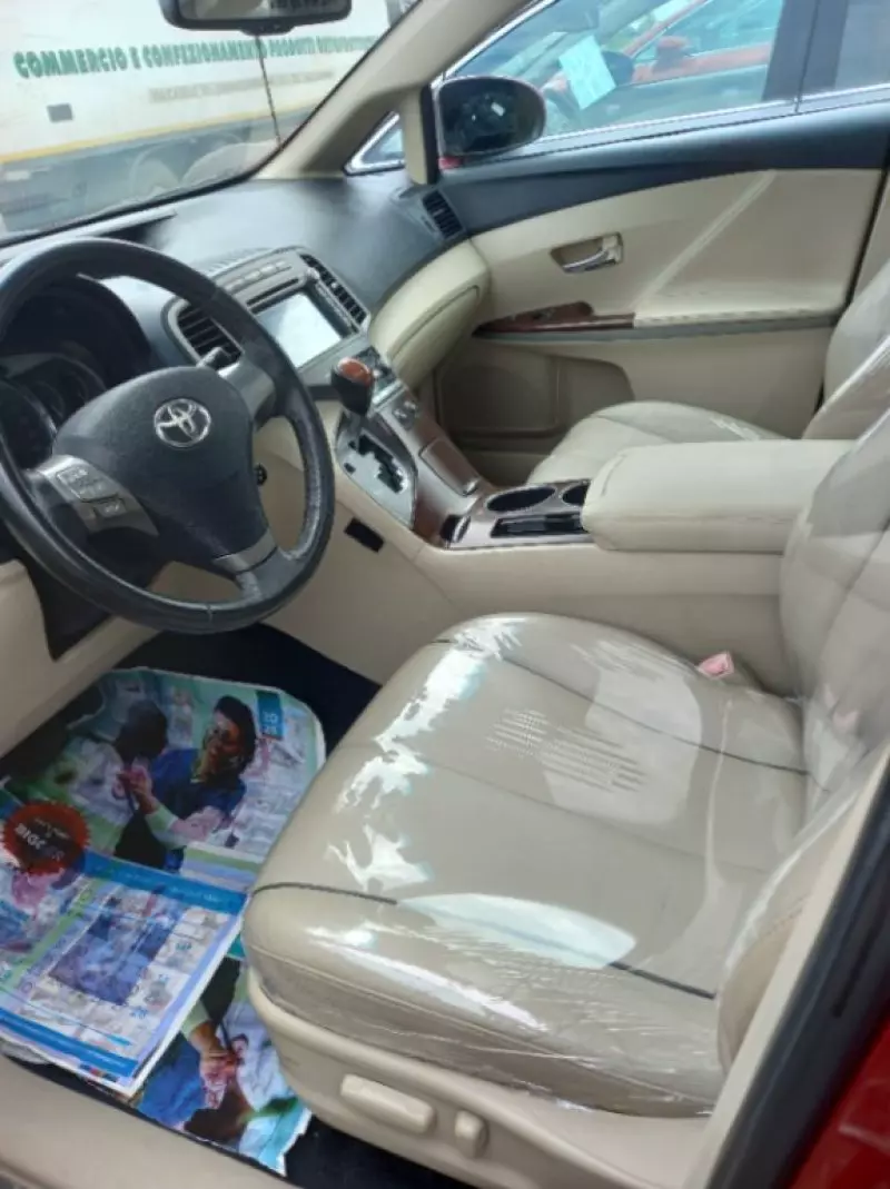 Toyota Venza   - 2010
