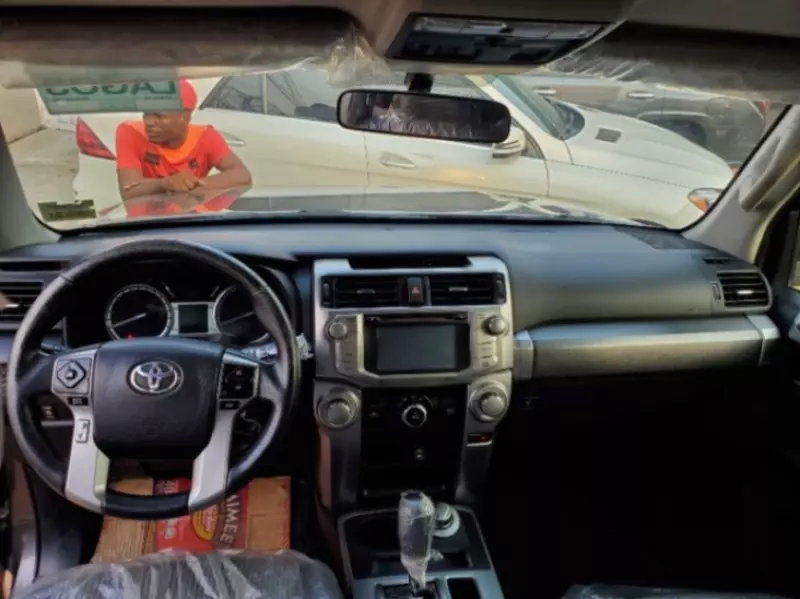 TOYOTA 4Runner   - 2015