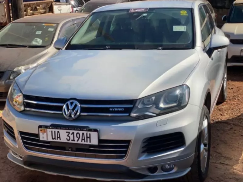 Volkswagen Touareg   - 2011