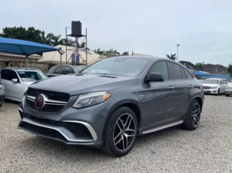 Mercedes-Benz GLE 43 AMG - 2019