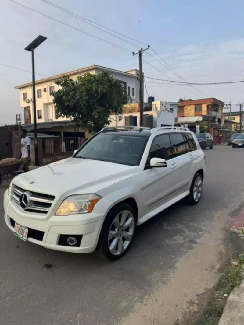 Mercedes-Benz GLK-Class   - 2010