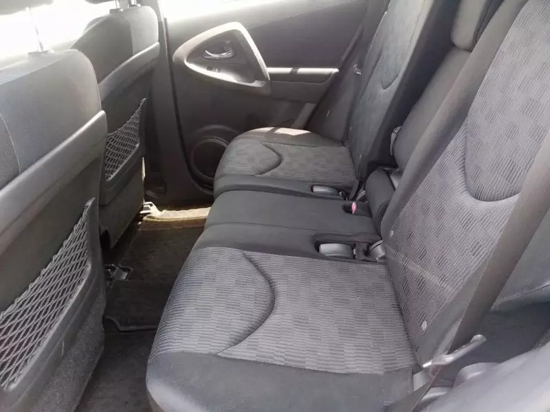 Toyota RAV 4   - 2012