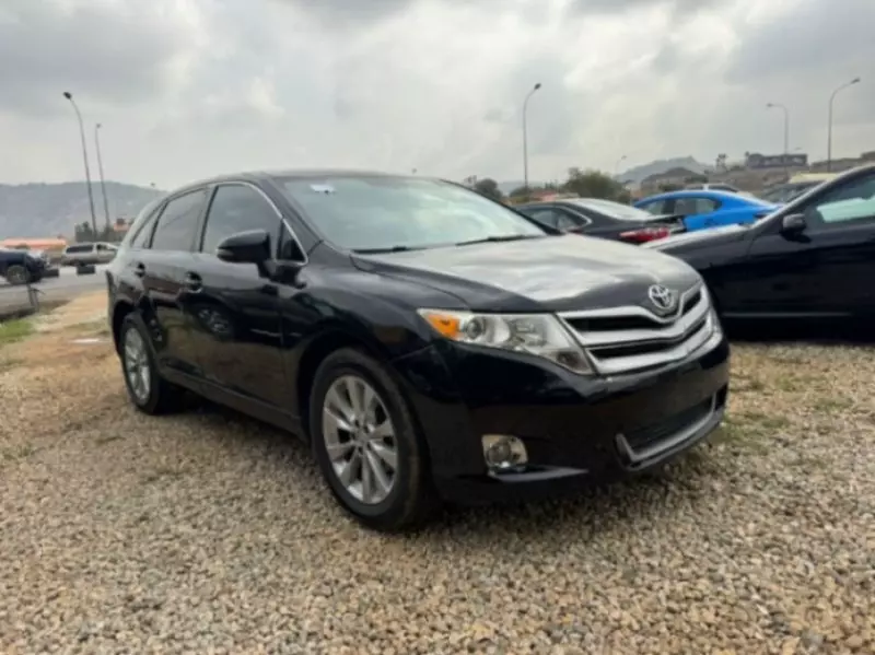 Toyota Venza   - 2013