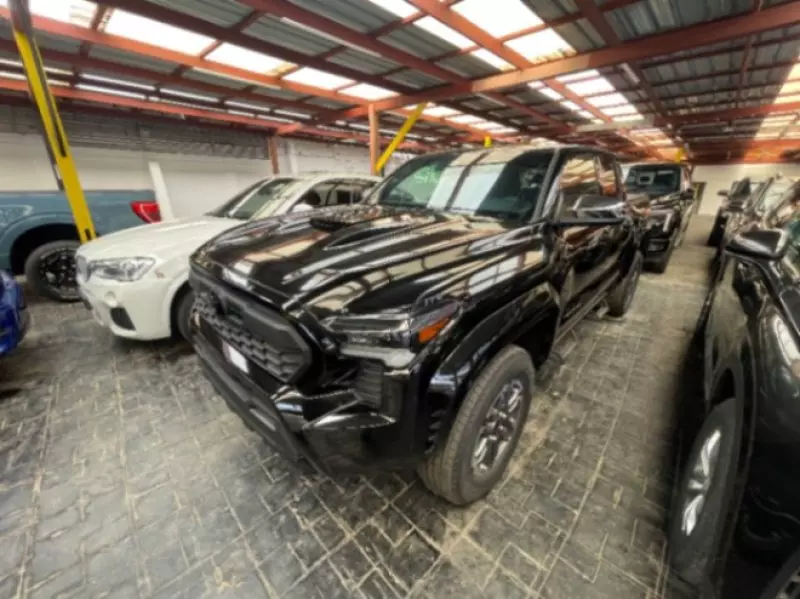 Toyota Tacoma   - 2023