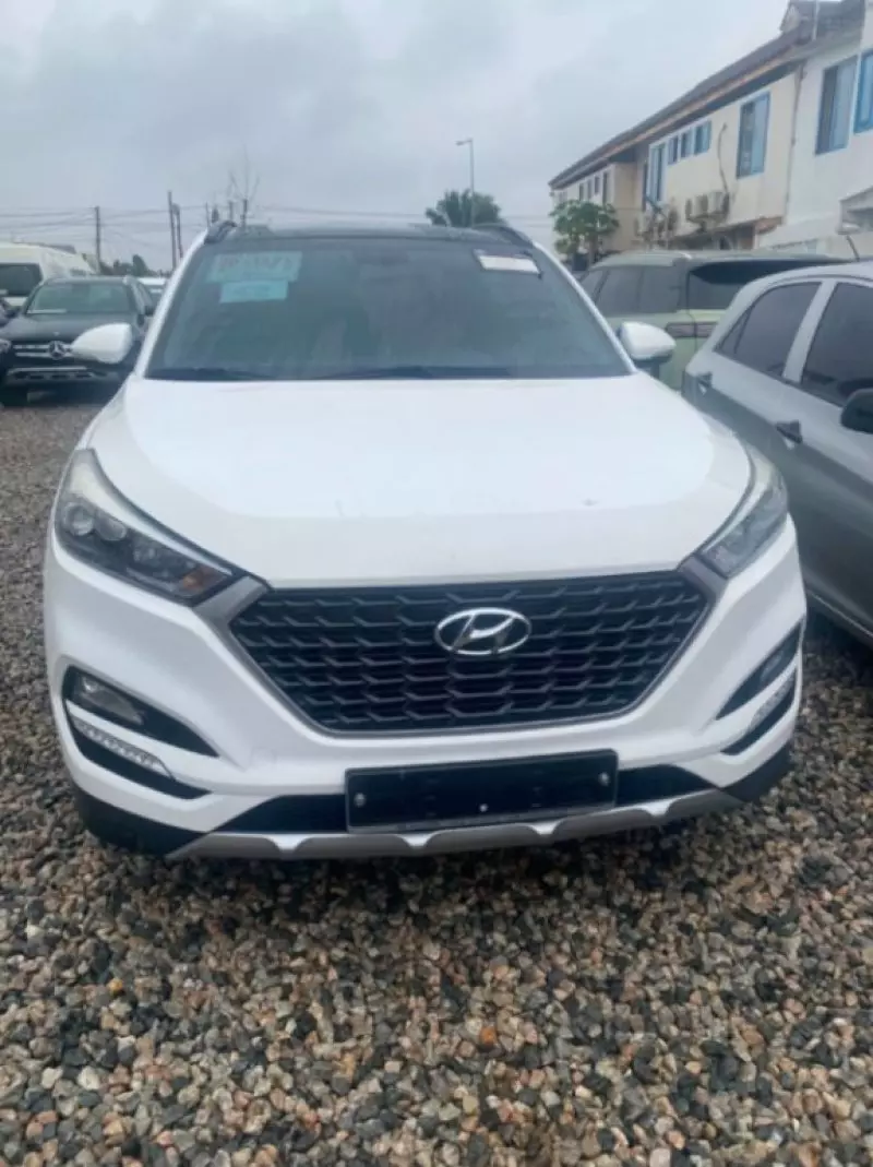 Hyundai Tucson   - 2017