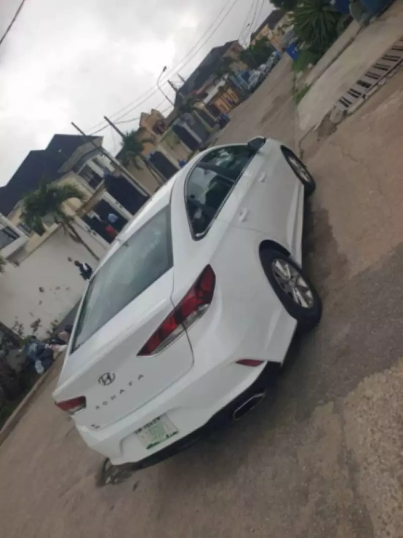 Hyundai Sonata   - 2018