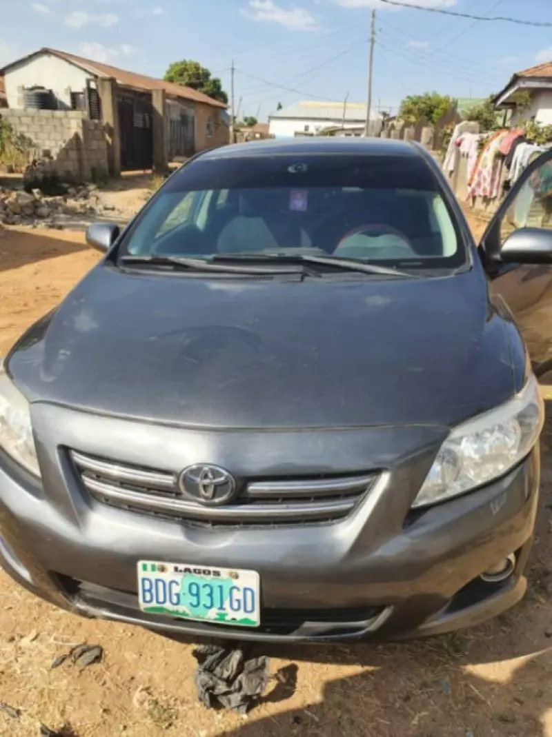 TOYOTA Corolla   - 2013