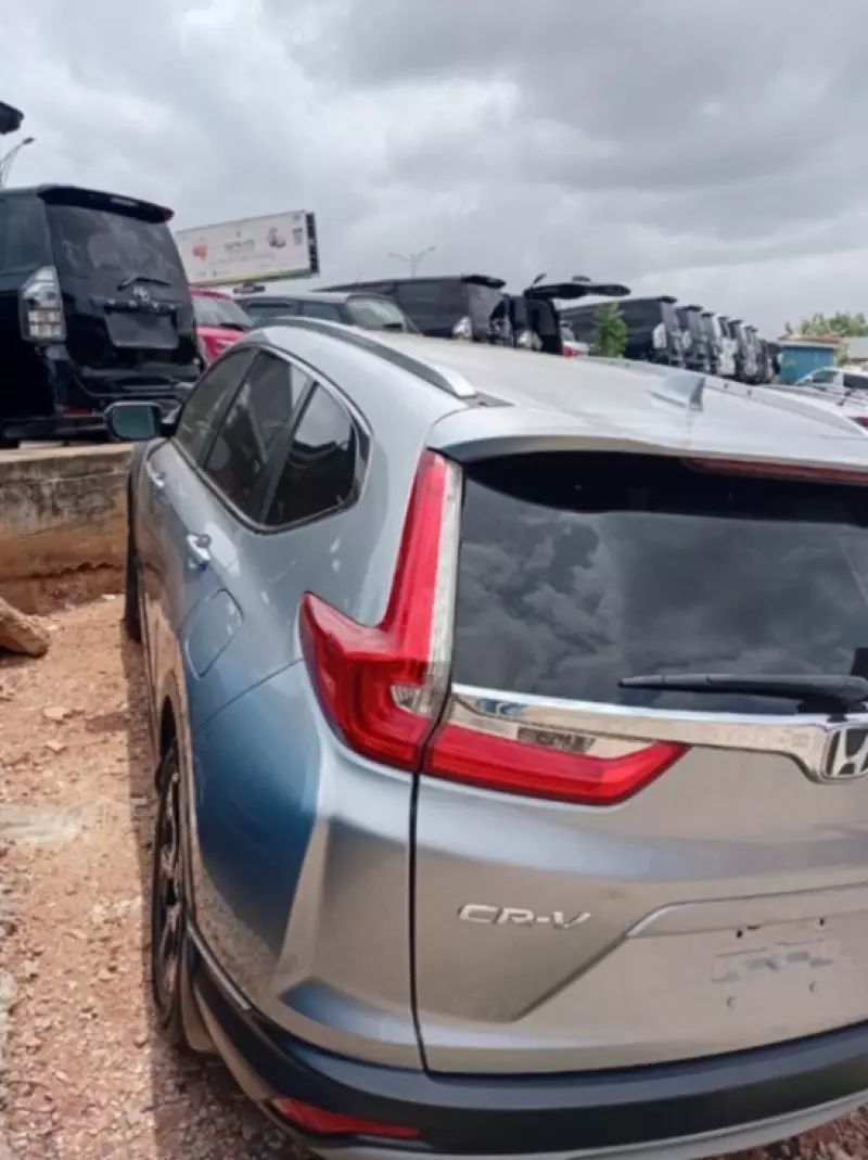 Honda CR-V   - 2019