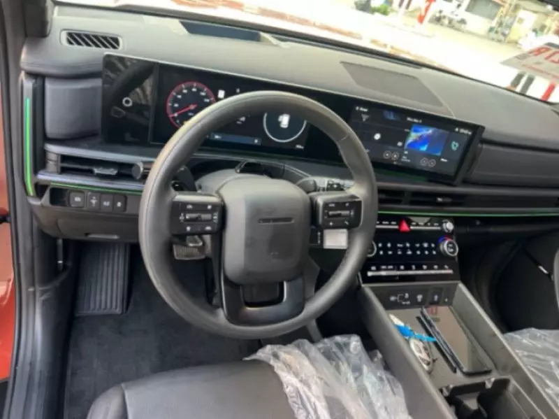 Hyundai Santa Fe - 2025