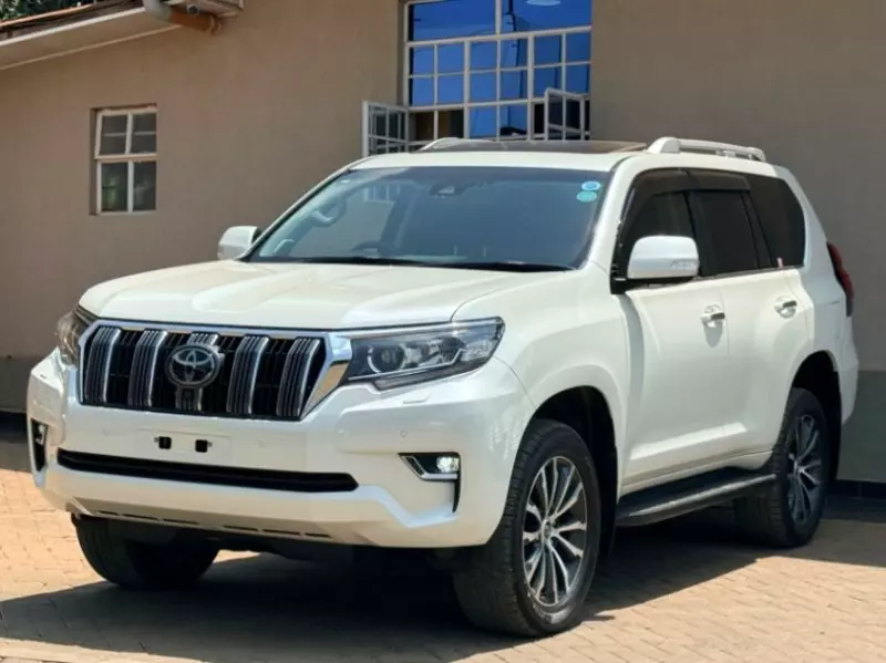 TOYOTA Prado - 2020