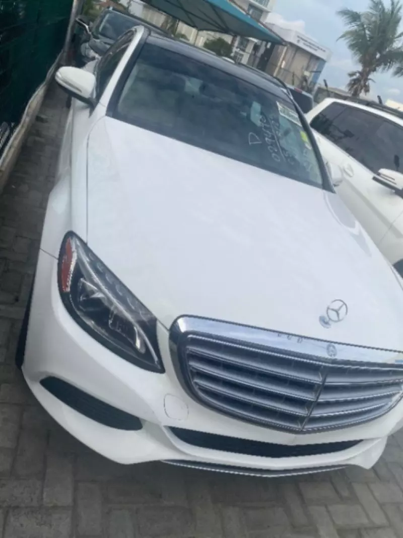 Mercedes-Benz C-Class   - 2015