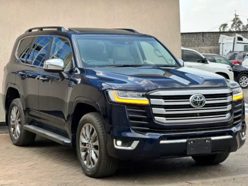 Toyota Landcruiser Sahara   - 2021
