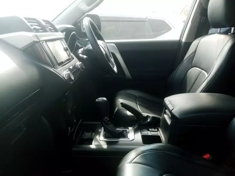 Toyota Landcruiser Prado   - 2016