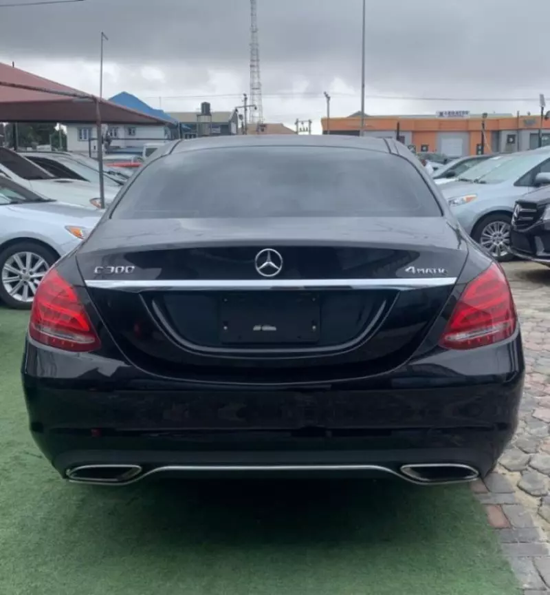 Mercedes-Benz C-Class   - 2015