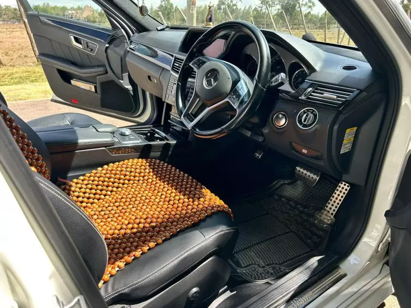 Mercedes-Benz E350   - 2014