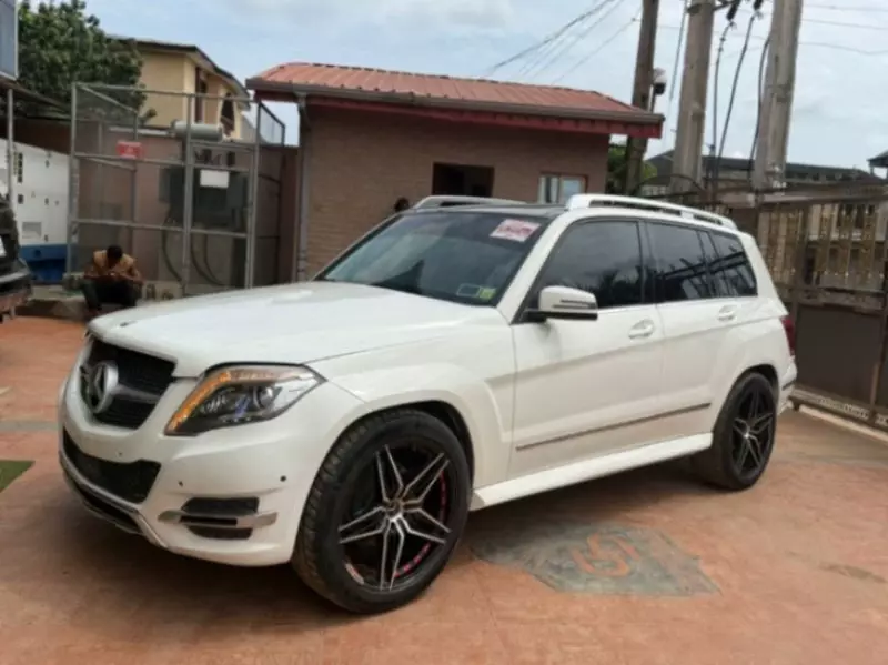 Mercedes-Benz GLK 350 - 2010