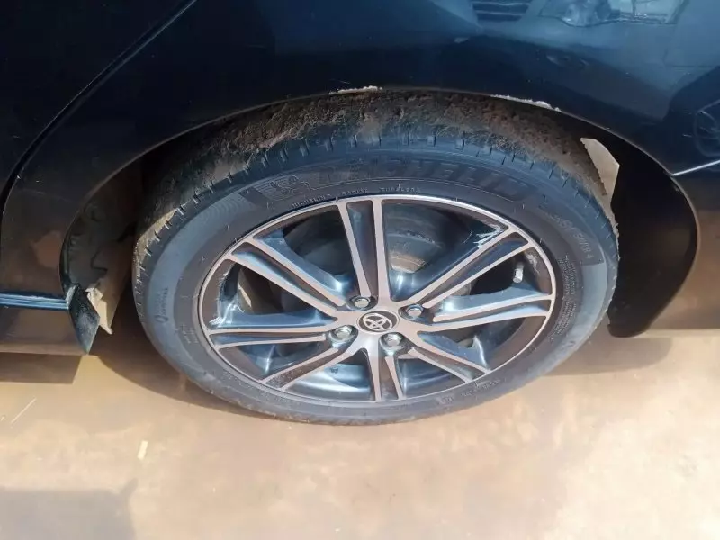 Toyota Fielder hybrid    - 2016