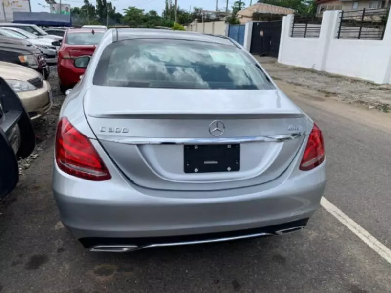 Mercedes-Benz C 300   - 2016