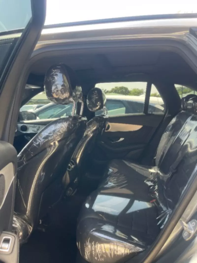 Mercedes-Benz 300   - 2019