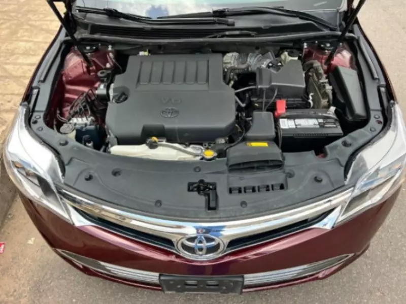 Toyota Avalon   - 2015