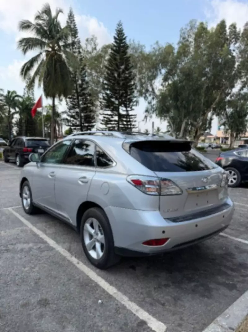 Lexus RX   - 2010