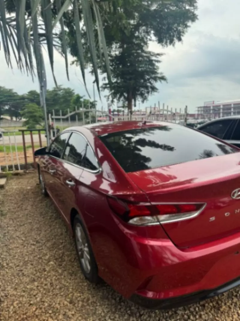 Hyundai Sonata   - 2018