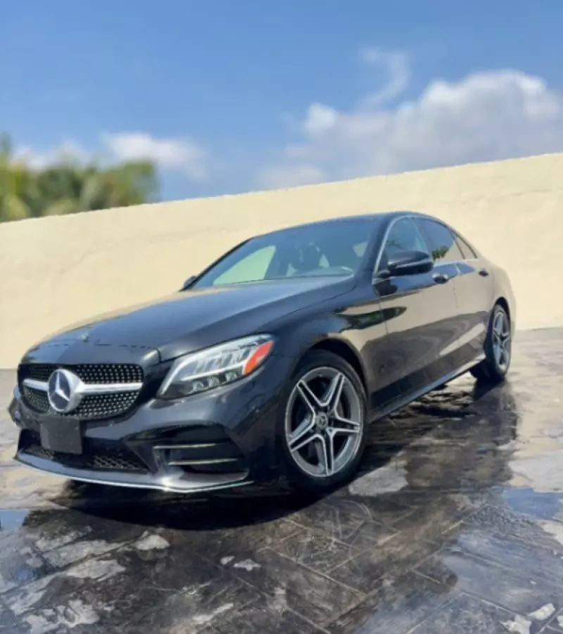 Mercedes-Benz C 300   - 2019