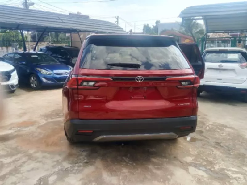 TOYOTA Highlander   - 2025