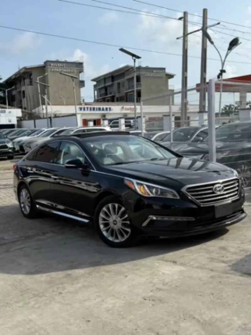 Hyundai Sonata   - 2015