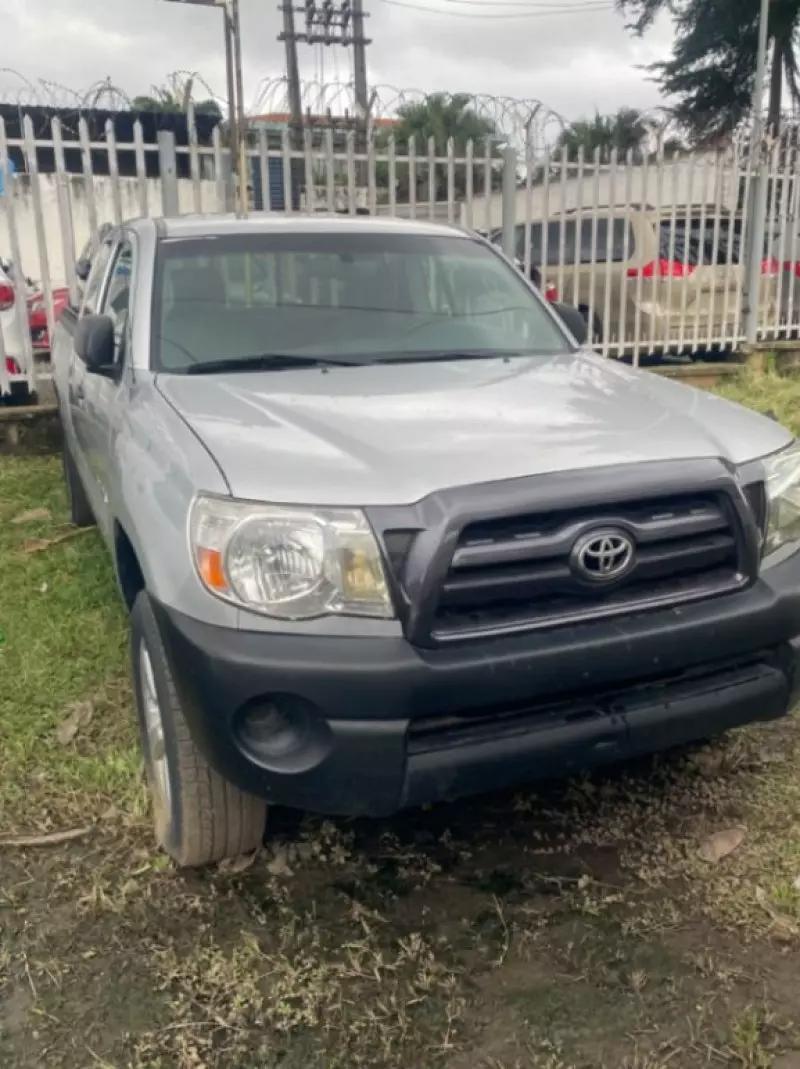 TOYOTA Tacoma   - 2008