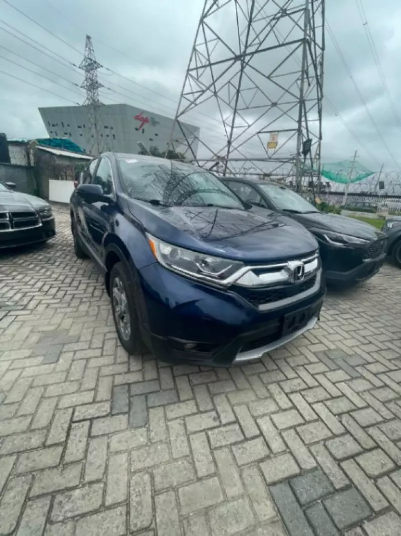 Honda CR-V   - 2017