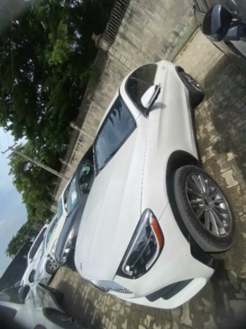 Mercedes-Benz GLC 300   - 2020