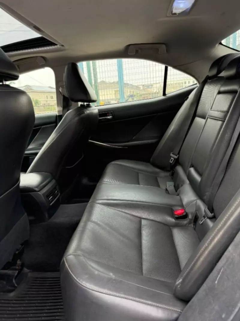 Lexus IS - 2014