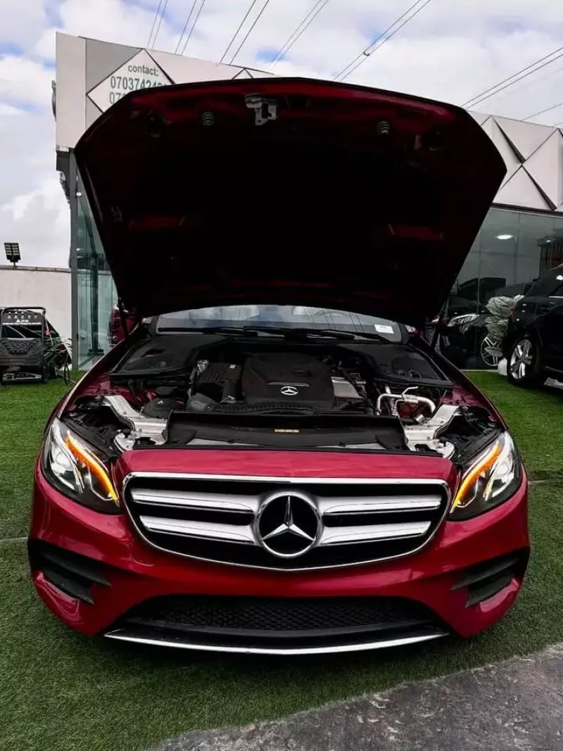 Mercedes-Benz E 300   - 2017