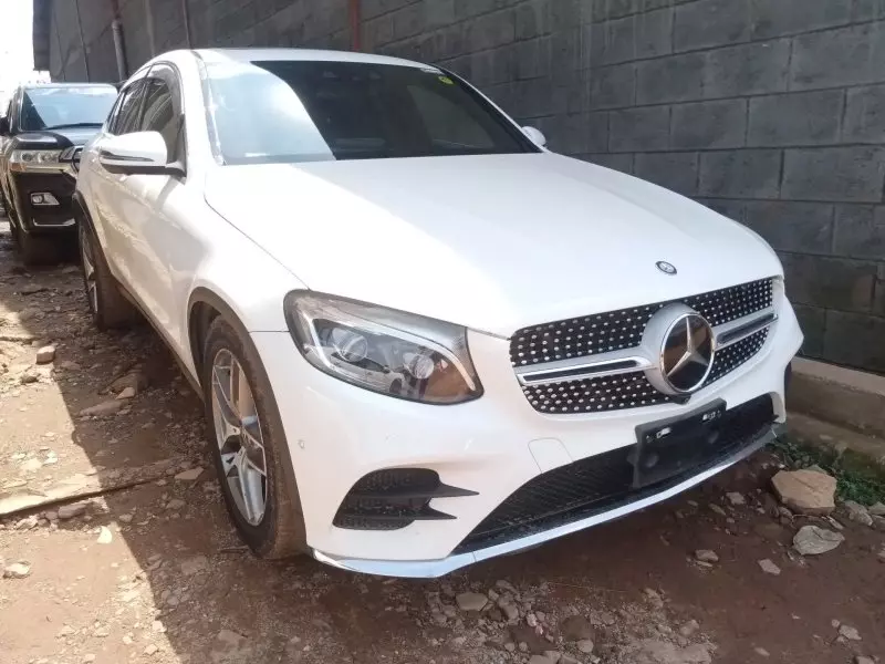 Mercedes-Benz GLC 220   - 2016