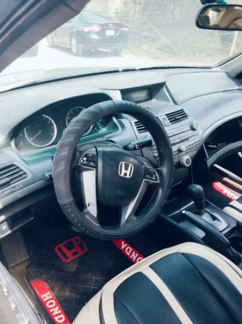 Honda Accord - 2008