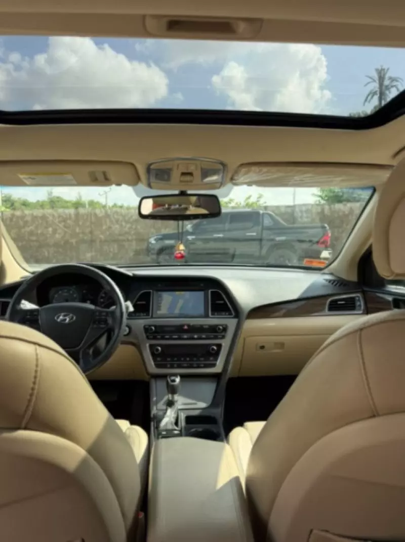 Hyundai Sonata   - 2017