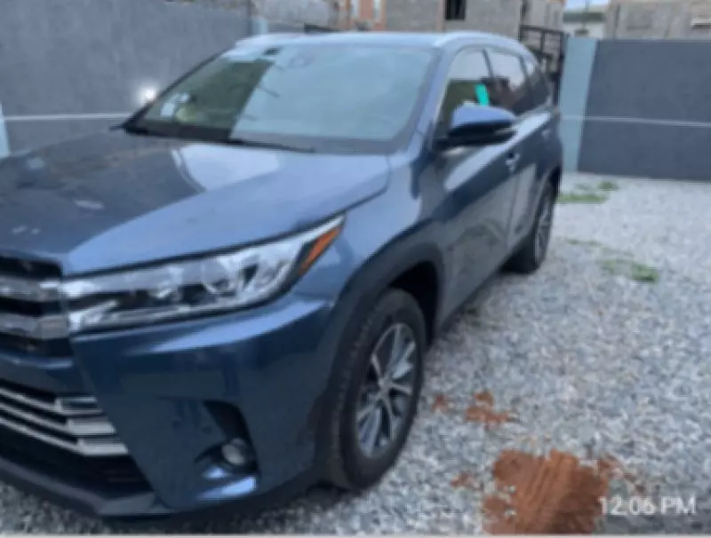 Toyota Highlander   - 2019