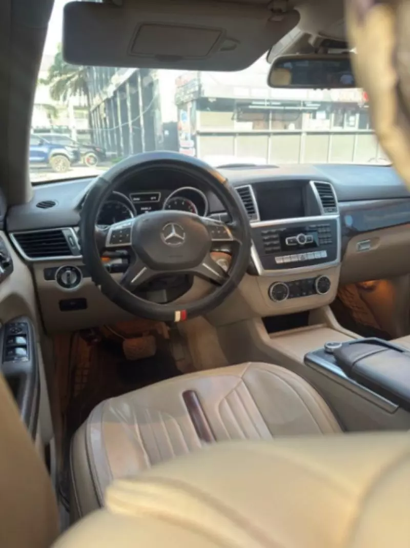 Mercedes-Benz ML 350 - 2015