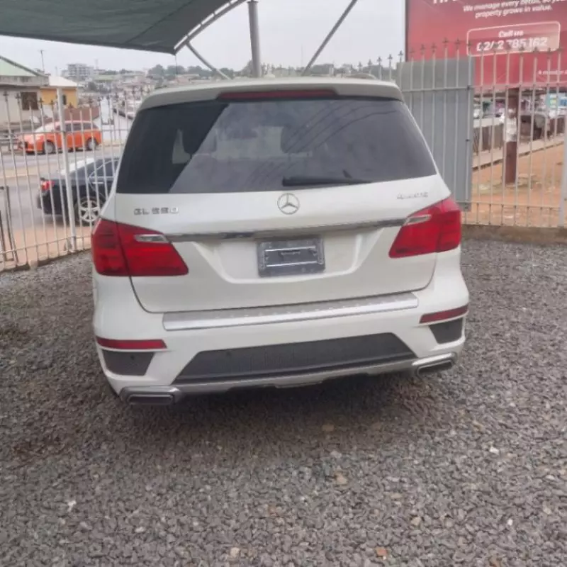 Mercedes-Benz GL 550   - 2024