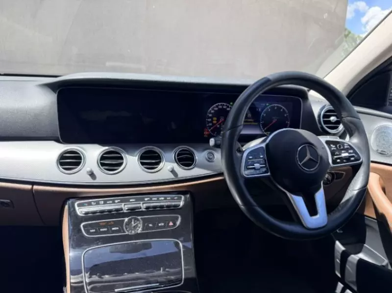 Mercedes-Benz E200   - 2018