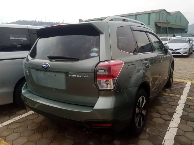 Subaru Forester   - 2017