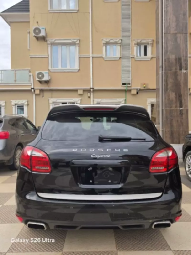 PORSCHE Cayenne   - 2014