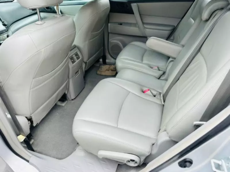 Toyota Highlander   - 2008