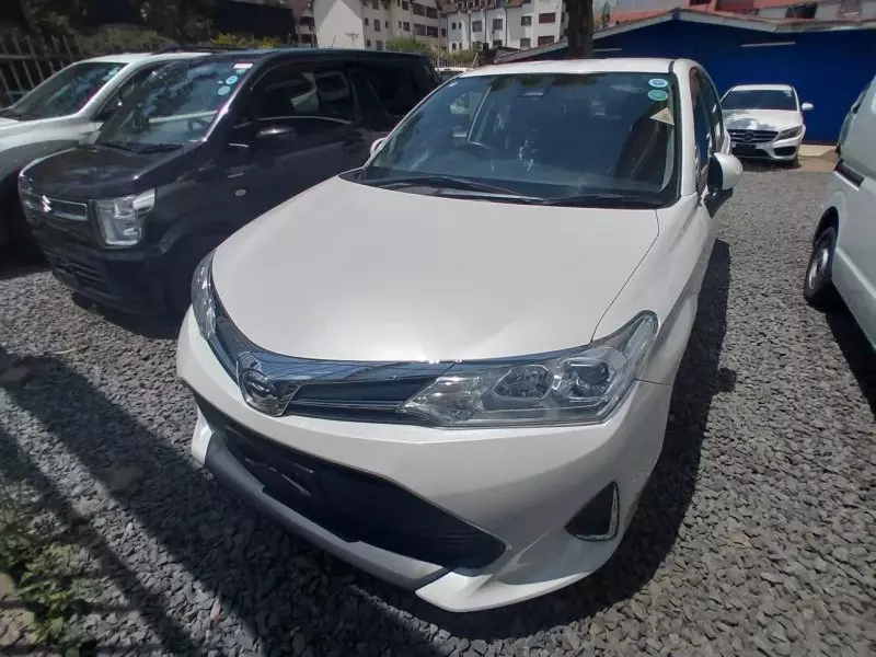 TOYOTA Axio - 2018