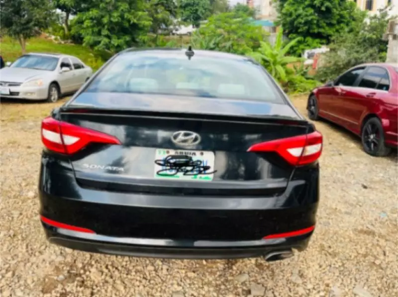 Hyundai Sonata   - 2015
