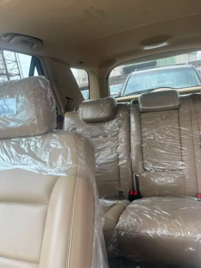 Mercedes-Benz ML 350   - 2009