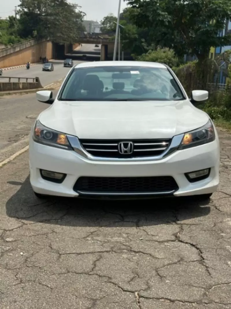 Honda Accord   - 2014