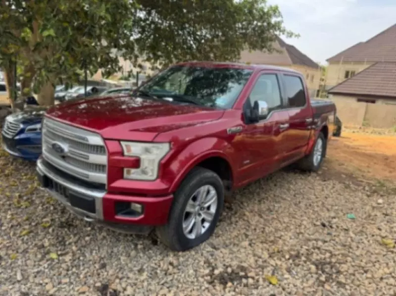 Ford F-150   - 2015