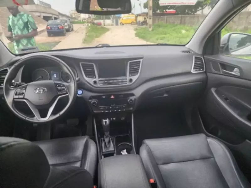 Hyundai Tucson   - 2018